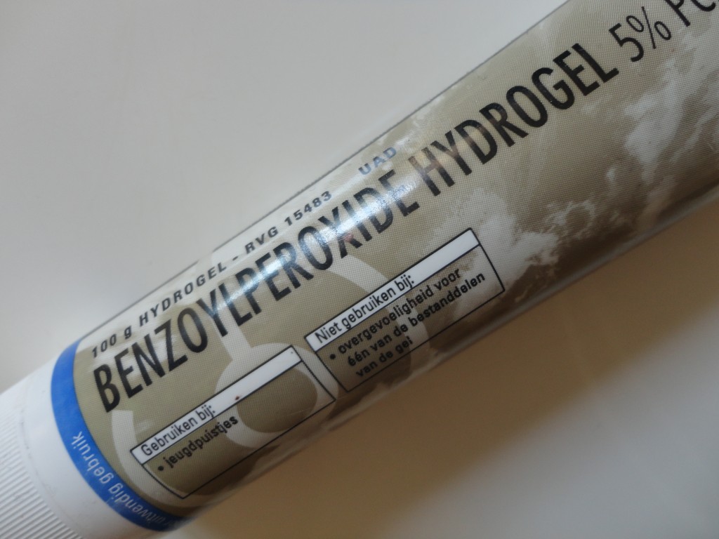 Benzoylperoxide