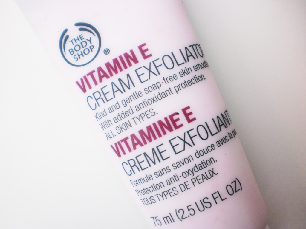 The Body Shop Vitamine E Cream Exfoliator