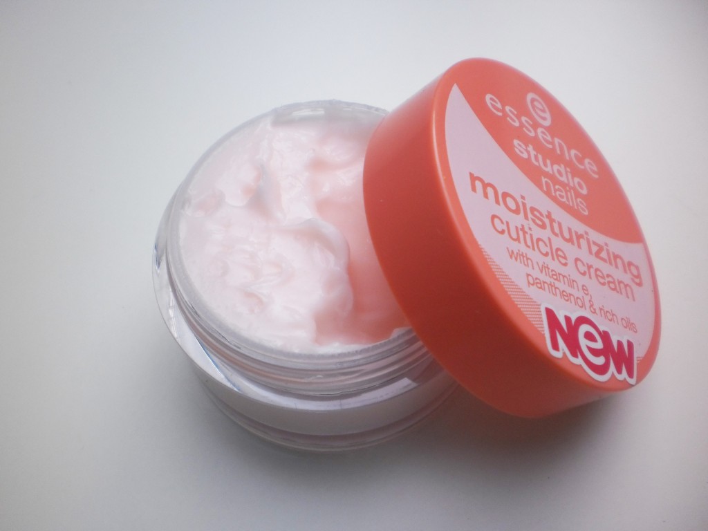 Essence Moisturizing Cuticle Cream