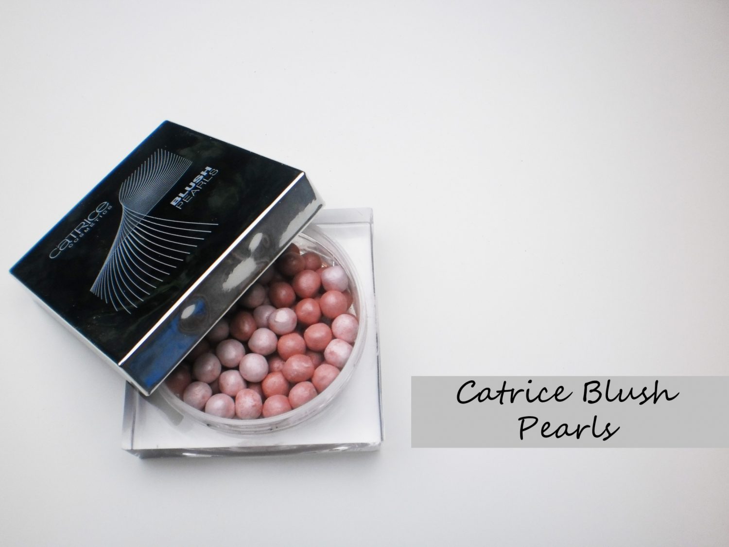 Review: Catrice Blush Pearls (Haute Future)