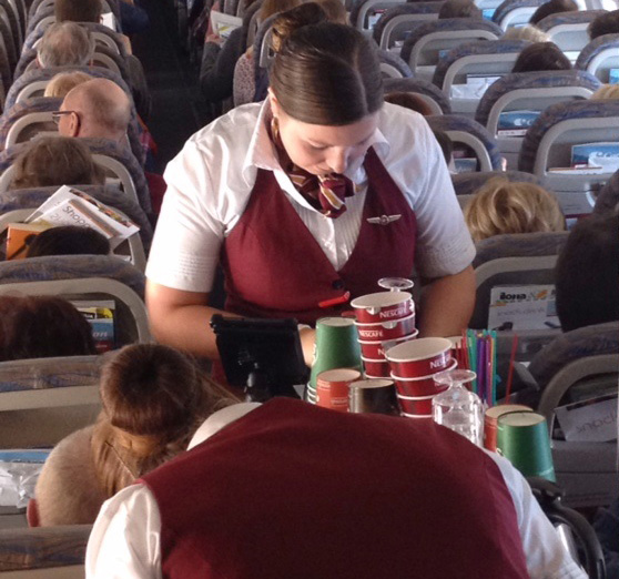 Een kijkje in het leven van een stewardess: Waarom ik mijn werk zo leuk vind!