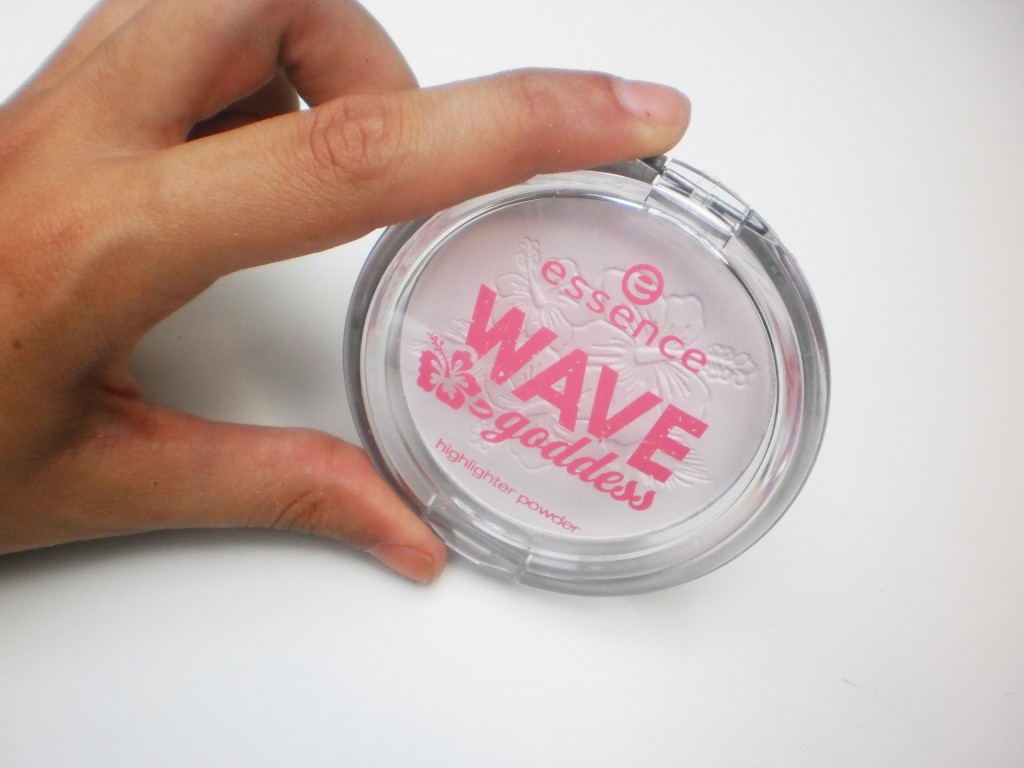 Essence Wave Goddess Highlighter