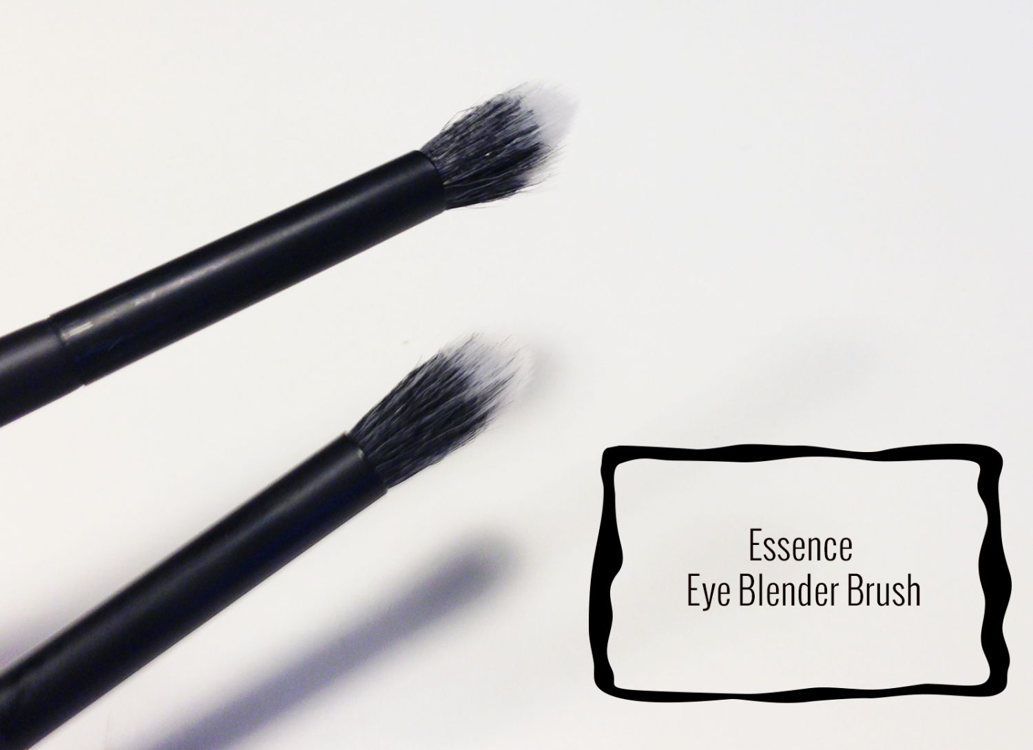 Review: Essence Eye Blender Brush
