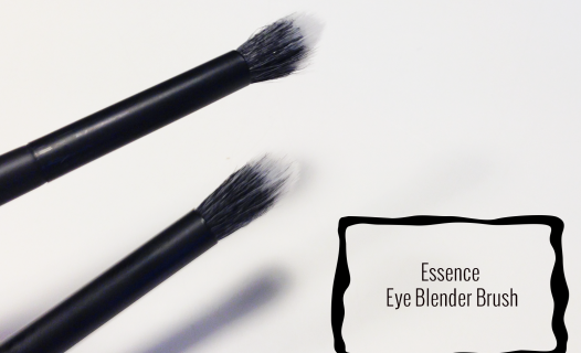 Essence Eye Blender Brush