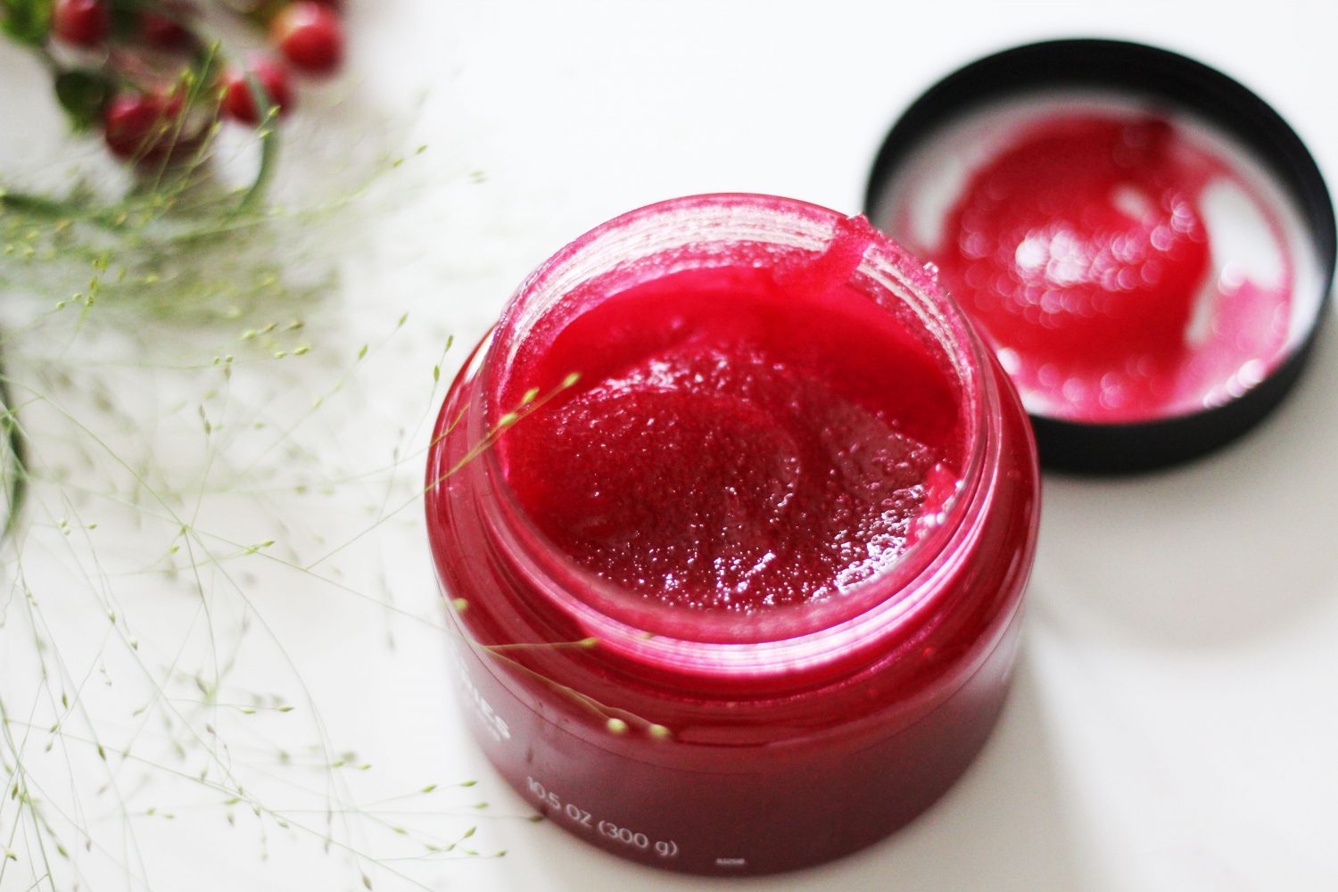 The Body Shop Frosted Berries