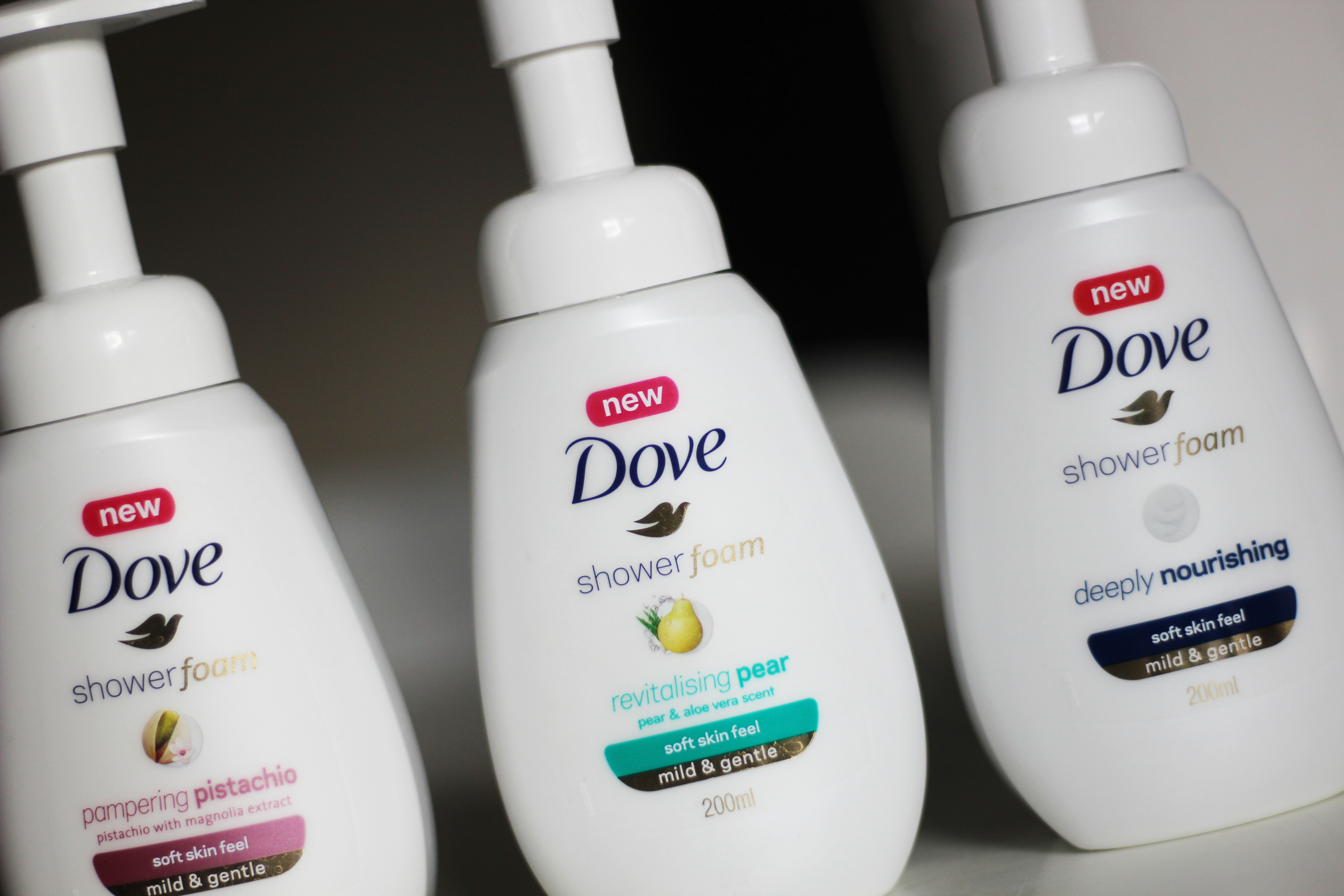 Review Dove Shower Foam Twinkelbella