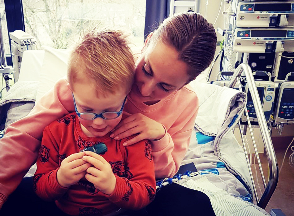 Sem (3) kreeg na 1,5 jaar zijn laatste chemo kuur