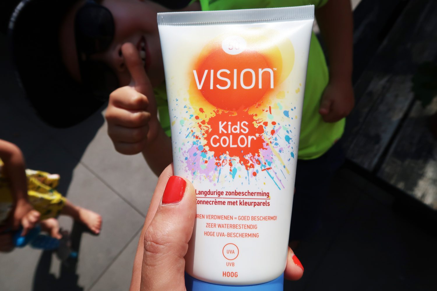 Review: Vision Kids Color (zonnecreme met een kleurtje!)