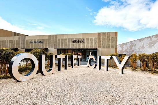 Outlet City